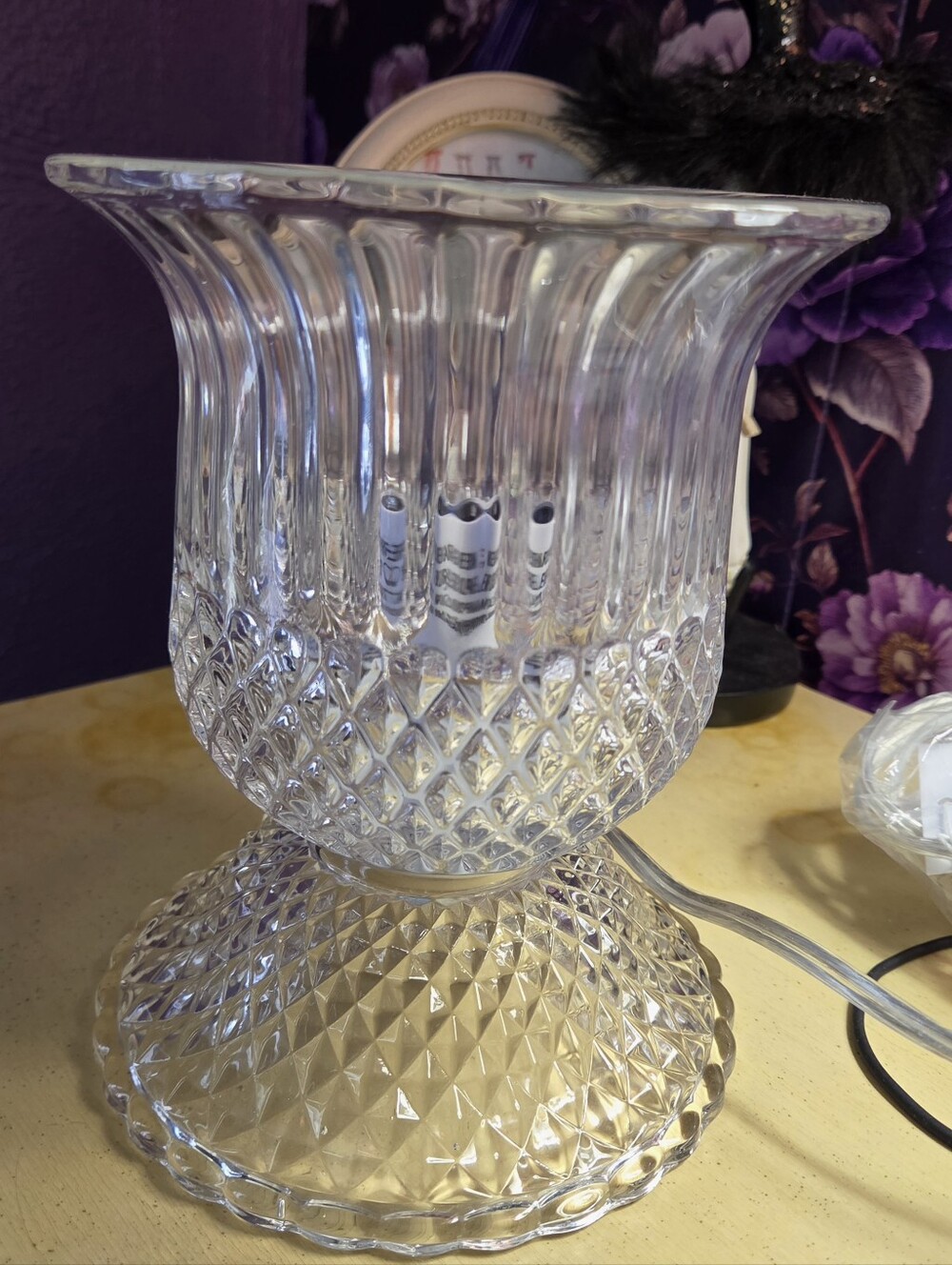 Clear Glass Decorative Urn Lamp - Elegant Crystal-Style Home Accent